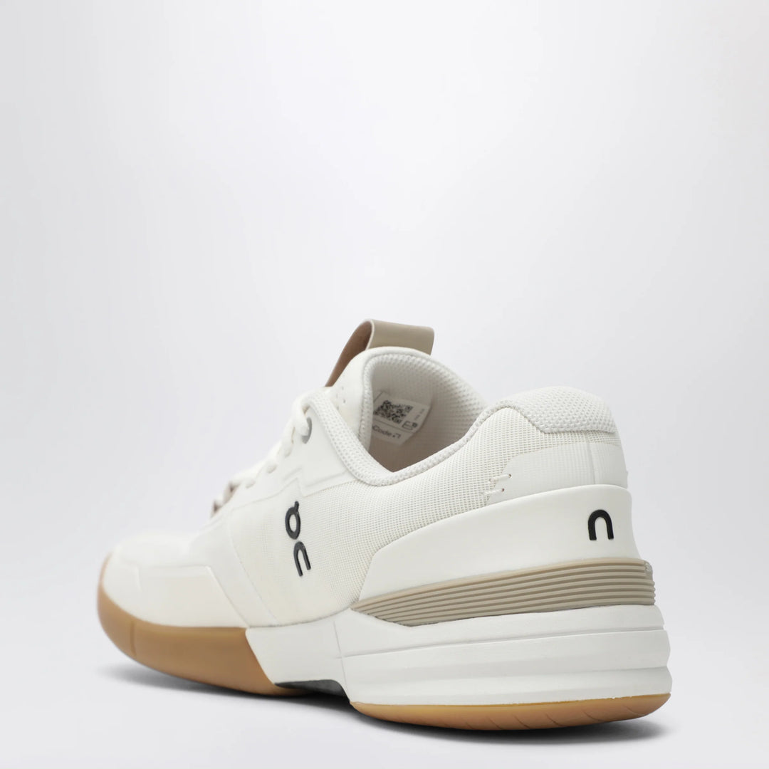 On - THE ROGER Pro tennis shoes in recycled polyester, ivory