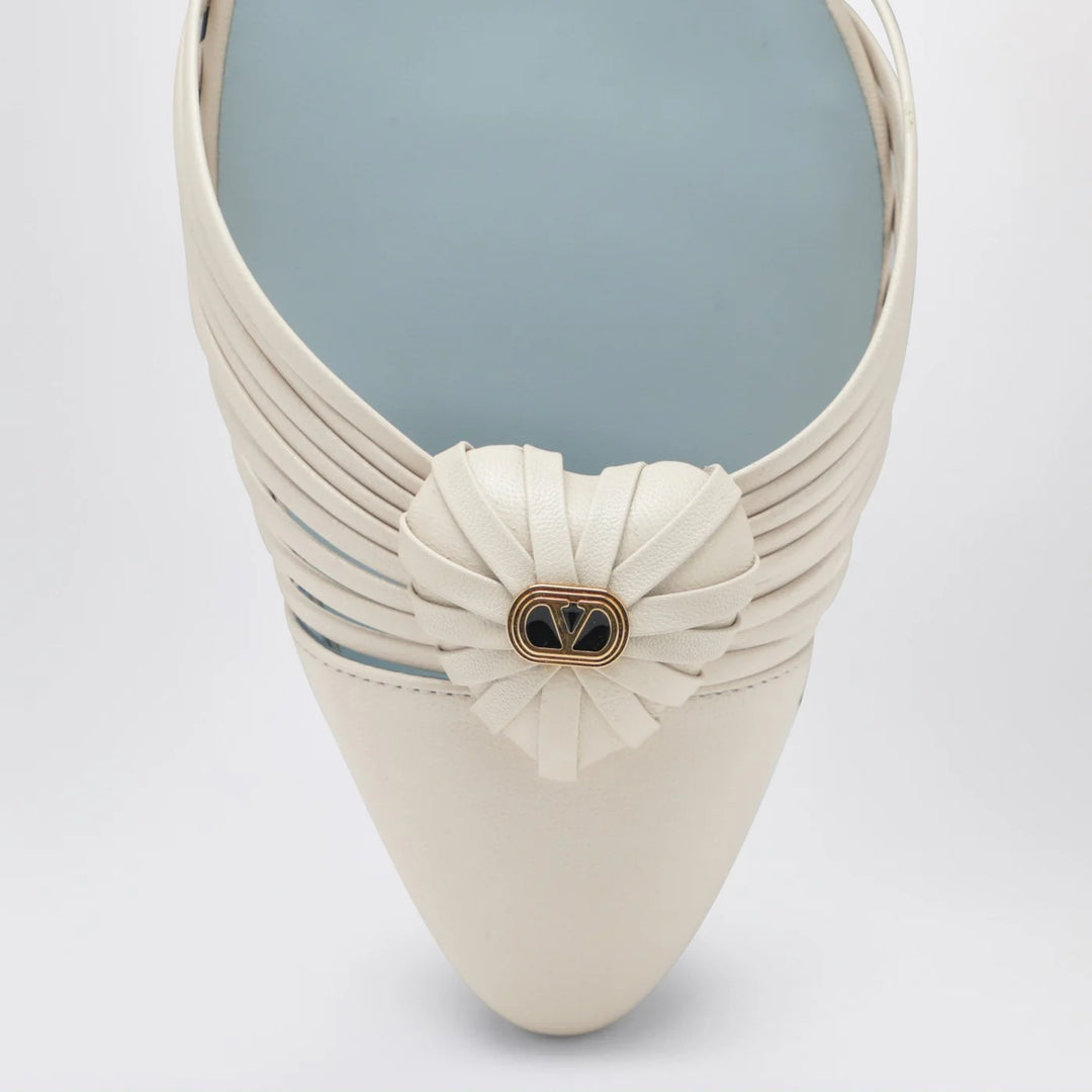Valentino Garavani - Coeur Royal sandals in ivory