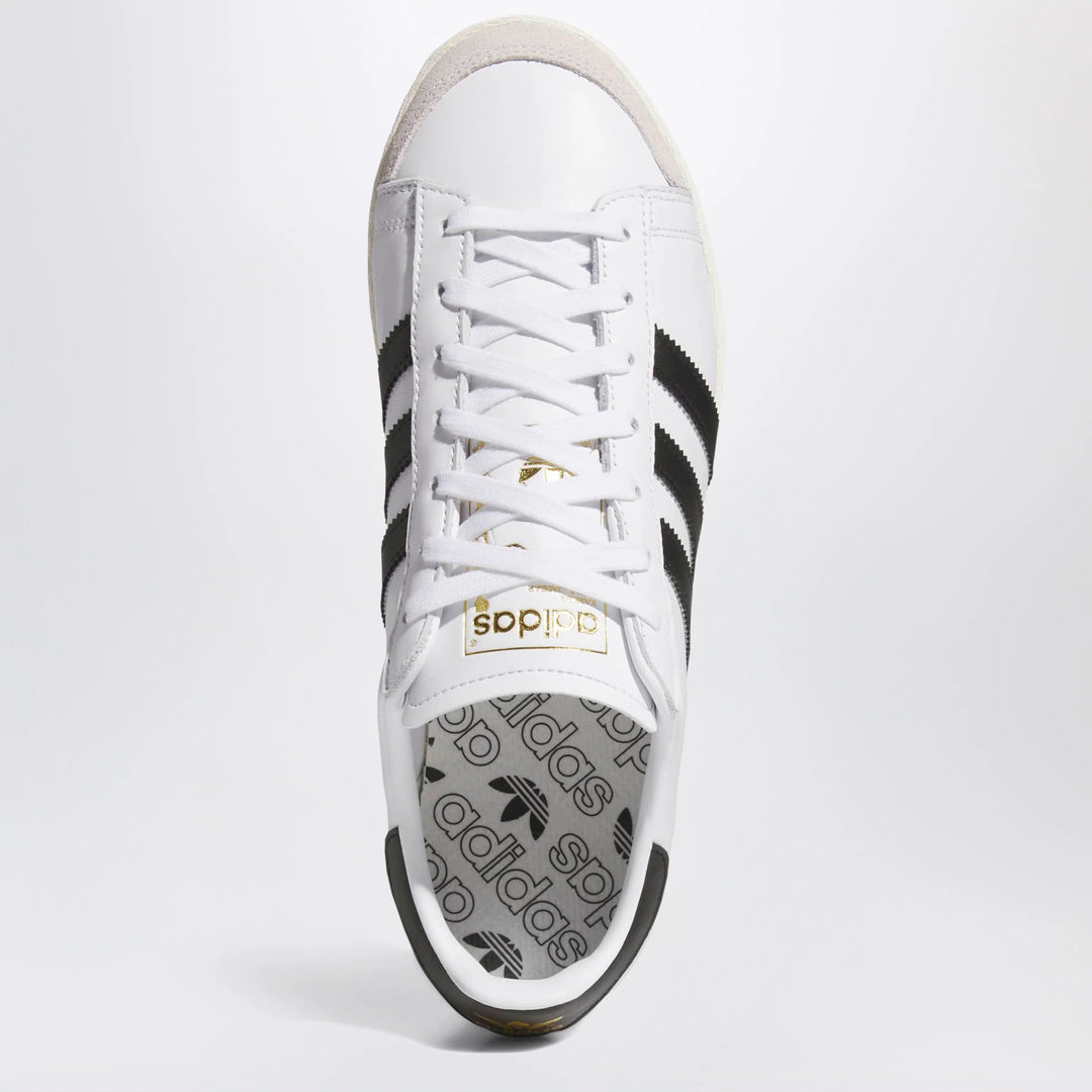 adidas Originals - Jabbar Lo sneakers in white and black