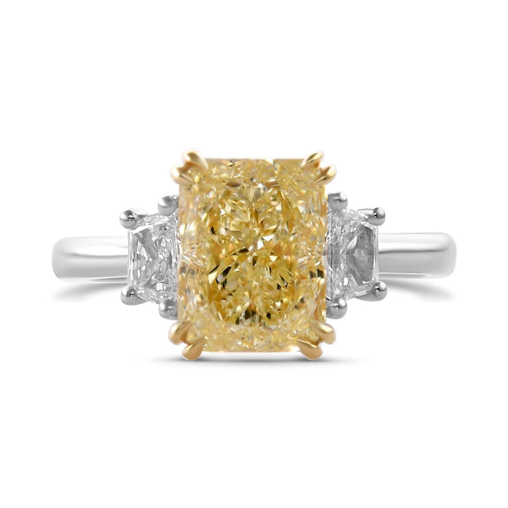 LEIBISH 3.18ct Light Yellow Radiant Three-Stone Diamond Ring Brand Ring